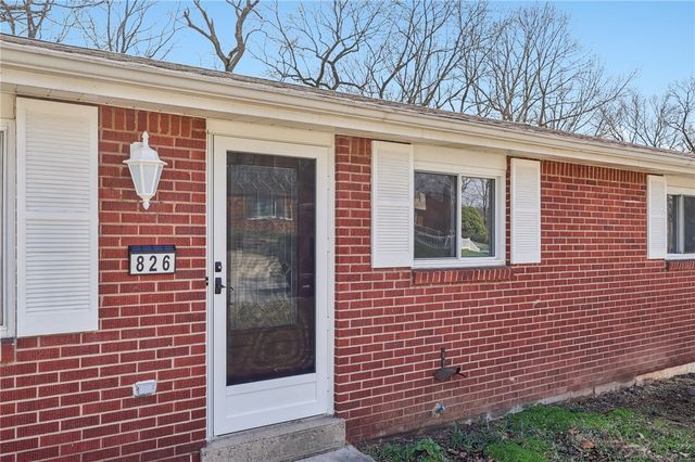 826 Blue Ridge Rd, Plum Boro, PA 15239