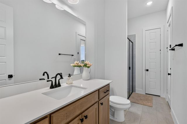 813 Valley Ridge Road, Van Alstyne, TX 75495