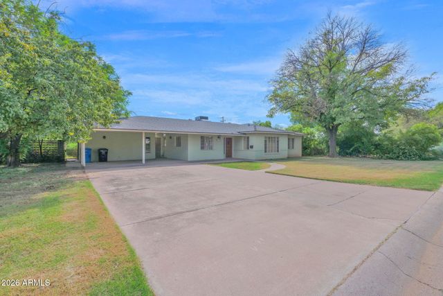 1217 W SOLANO Drive, Phoenix, AZ 85013