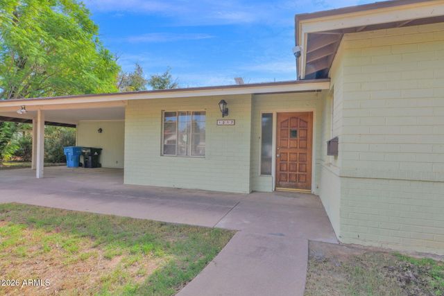 1217 W SOLANO Drive, Phoenix, AZ 85013
