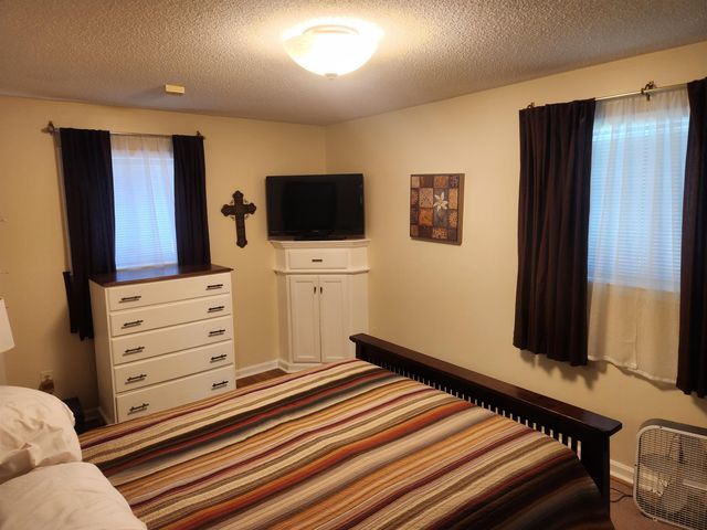 1424 MULLINS STATION RD, Memphis, TN 38134