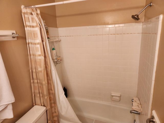 1424 MULLINS STATION RD, Memphis, TN 38134