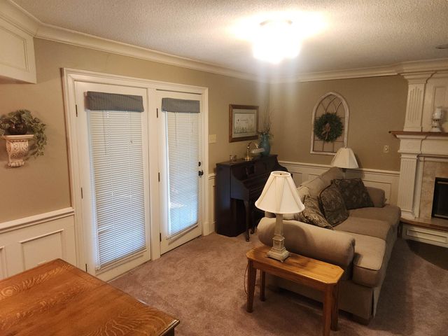 1424 MULLINS STATION RD, Memphis, TN 38134