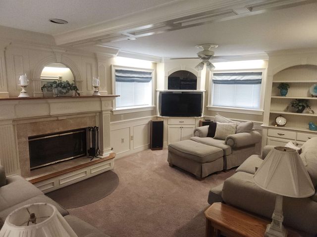 1424 MULLINS STATION RD, Memphis, TN 38134