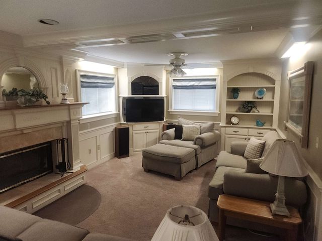 1424 MULLINS STATION RD, Memphis, TN 38134