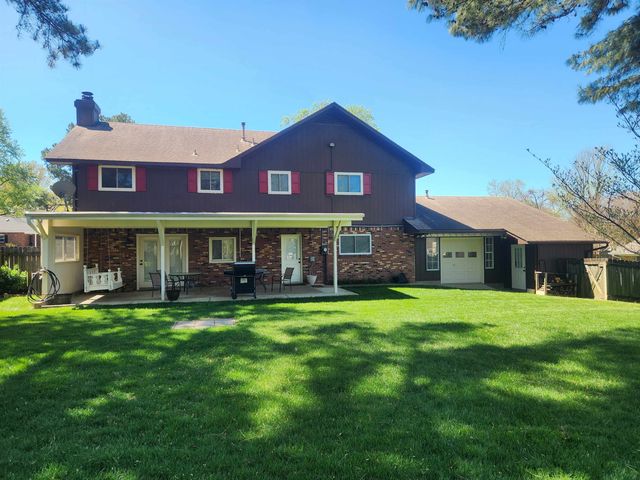 1424 MULLINS STATION RD, Memphis, TN 38134