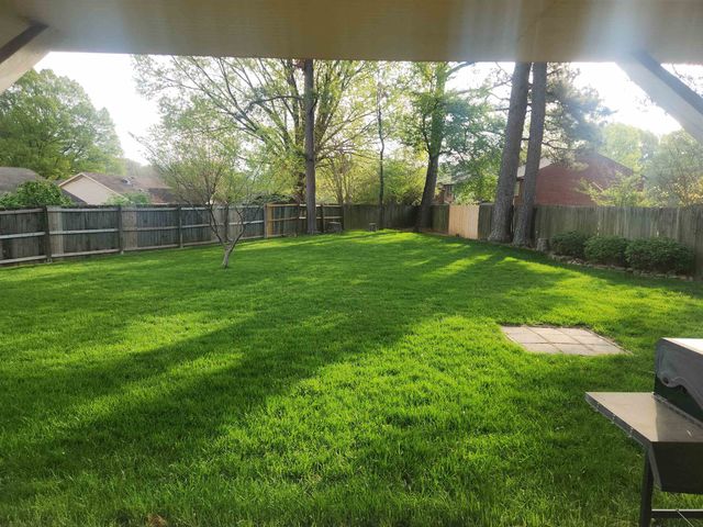 1424 MULLINS STATION RD, Memphis, TN 38134