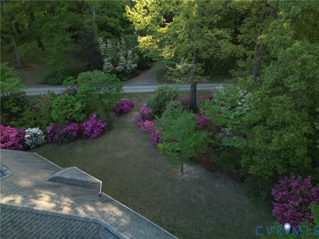 7542 Quail Run Ln, Hanover, VA 23116