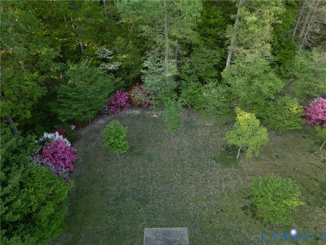 7542 Quail Run Ln, Hanover, VA 23116