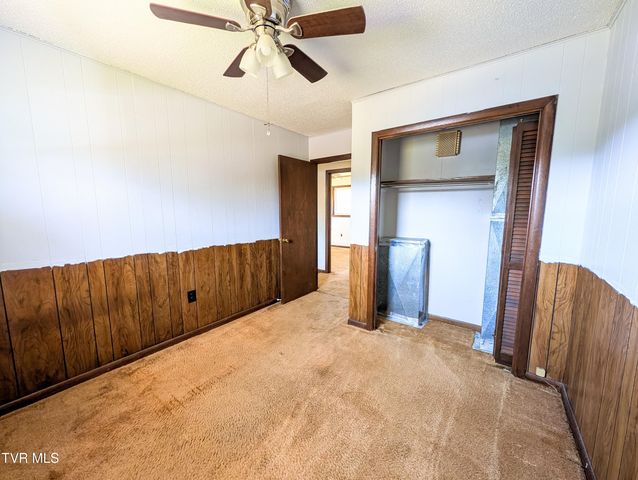 464 Springfield Drive, Bristol, TN 37620