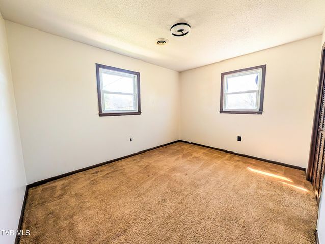 464 Springfield Drive, Bristol, TN 37620