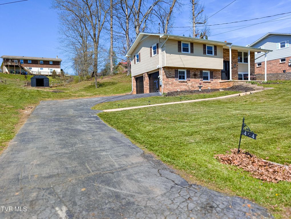 464 Springfield Drive, Bristol, TN 37620