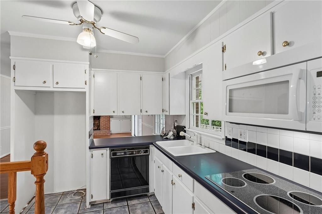 Image 17 of property listing at 2130 Impala Drive NE, Atlanta, GA 30345
