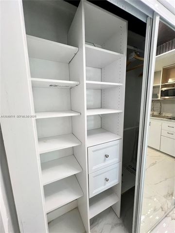511 N 70th Way, Hollywood, FL 33024