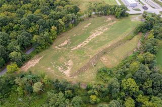 27 Mcilvaine Rd, Somerset Twp, PA 15314