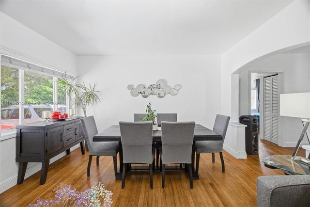 104 SW 40th Ave 0, Miami, FL 33134