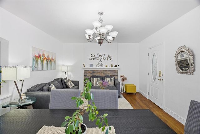 104 SW 40th Ave 0, Miami, FL 33134