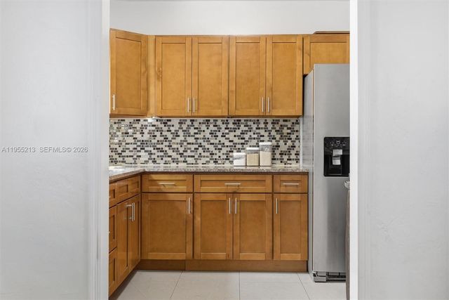 104 SW 40th Ave 0, Miami, FL 33134