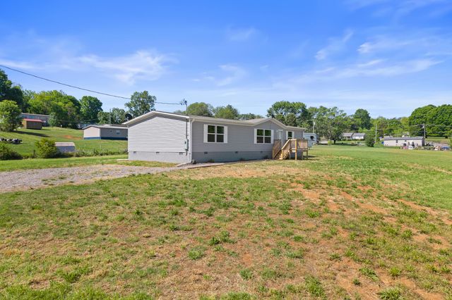 217 Oakland Road, Sweetwater, TN 37874