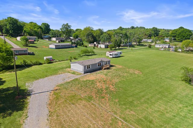 217 Oakland Road, Sweetwater, TN 37874