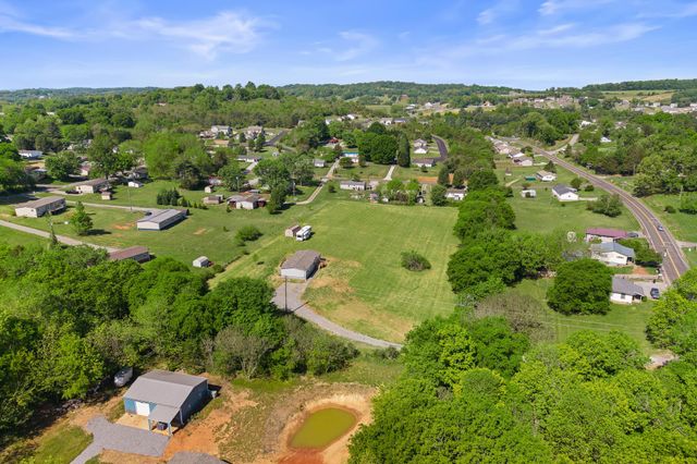 217 Oakland Road, Sweetwater, TN 37874