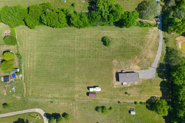 217 Oakland Road, Sweetwater, TN 37874