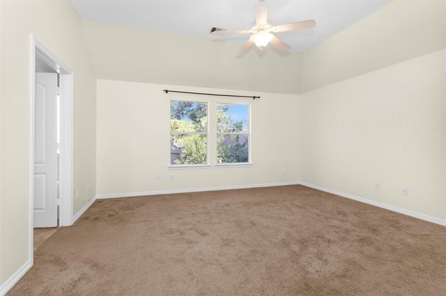 2 Lulach Circle, Conroe, TX 77301