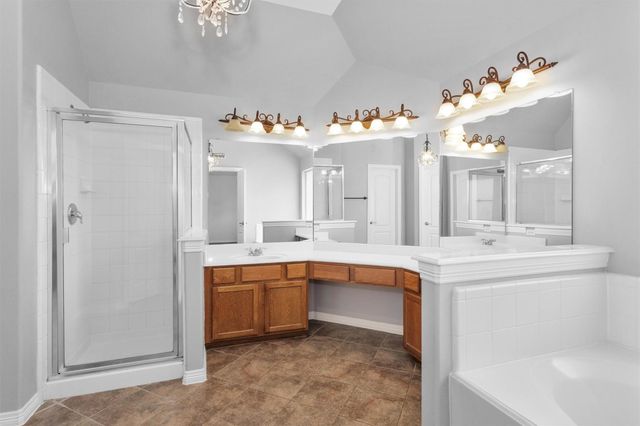 2 Lulach Circle, Conroe, TX 77301