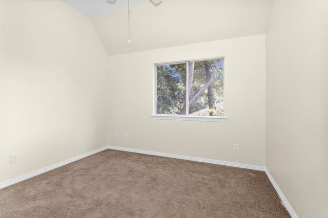 2 Lulach Circle, Conroe, TX 77301