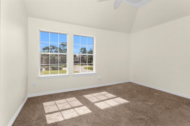 2 Lulach Circle, Conroe, TX 77301