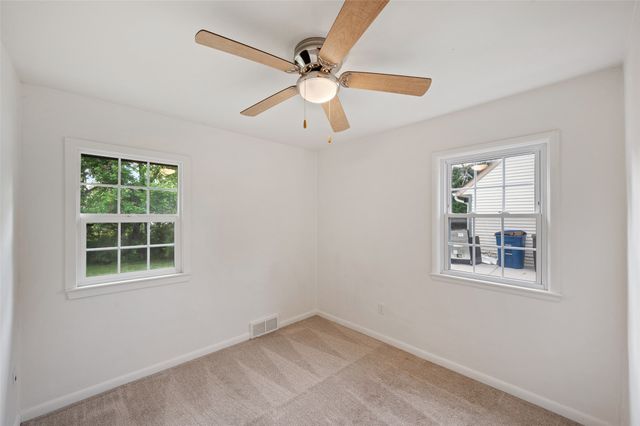 7108 SW 14th Street, Des Moines, IA 50315