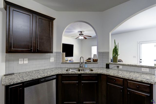 3095 Bonnes Drive, Lithonia, GA 30038