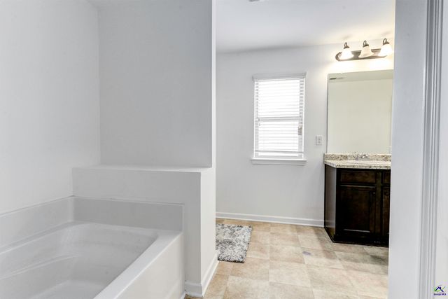 3095 Bonnes Drive, Lithonia, GA 30038