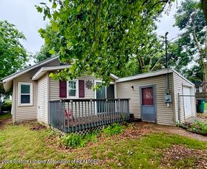 1027 Cooper Avenue, Lansing, MI 48910