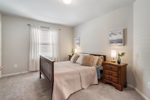 523 N 1st Street, La Porte, TX 77571