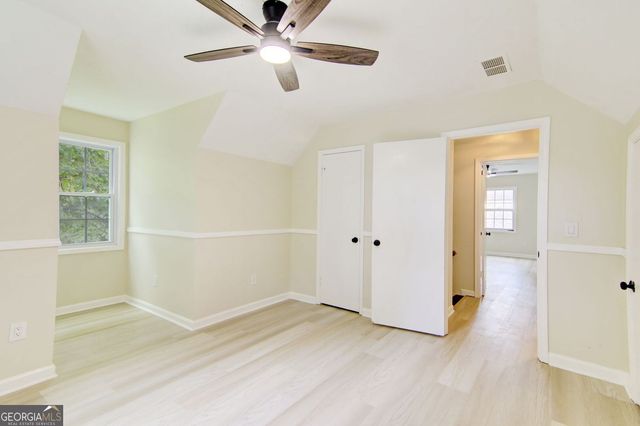 18 Regal Way NW, Lawrenceville, GA 30044