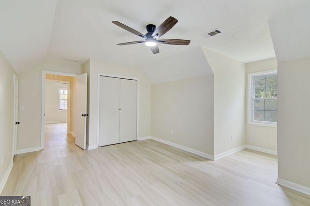 18 Regal Way NW, Lawrenceville, GA 30044