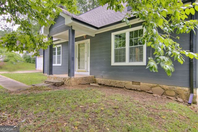 18 Regal Way NW, Lawrenceville, GA 30044