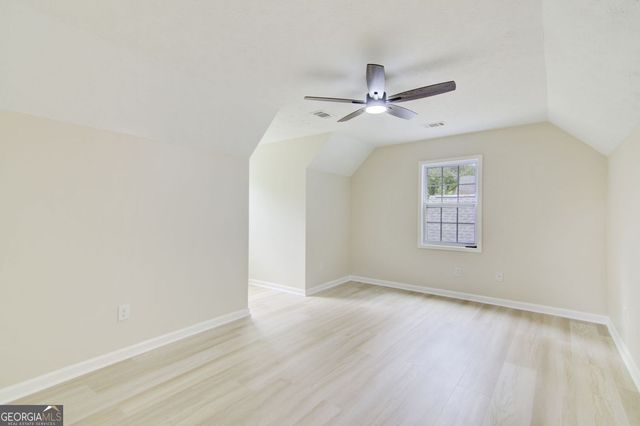 18 Regal Way NW, Lawrenceville, GA 30044