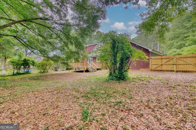18 Regal Way NW, Lawrenceville, GA 30044