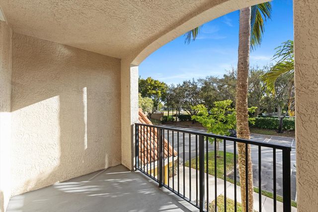 15015 Michelangelo Boulevard 205, Delray Beach, FL 33446