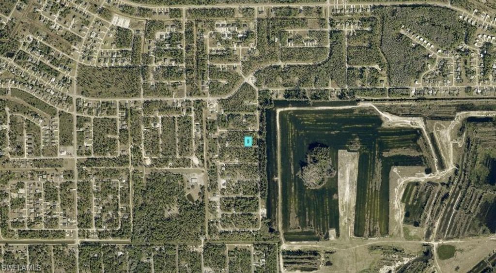 302 Rosanna AVE, LEHIGH ACRES, FL 33972 — photo 4