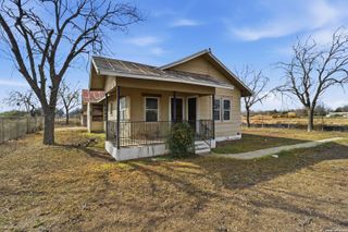 1342 Menefee Blvd, San Antonio, TX 78237