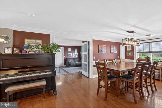 63 KUGLER RD, Royersford, PA 19468