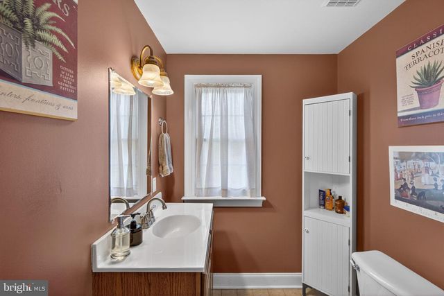 63 KUGLER RD, Royersford, PA 19468
