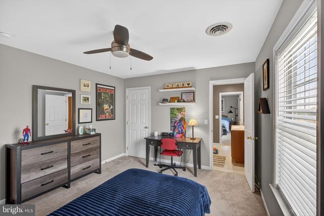 63 KUGLER RD, Royersford, PA 19468