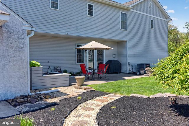 63 KUGLER RD, Royersford, PA 19468