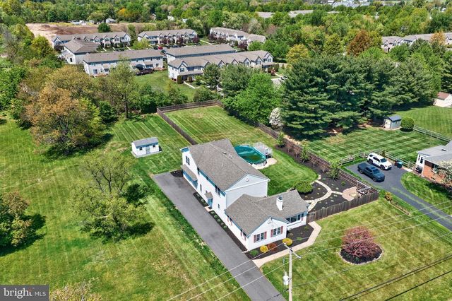 63 KUGLER RD, Royersford, PA 19468