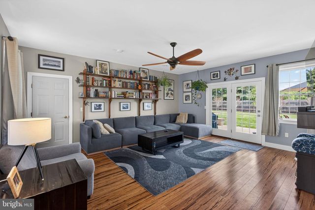 63 KUGLER RD, Royersford, PA 19468