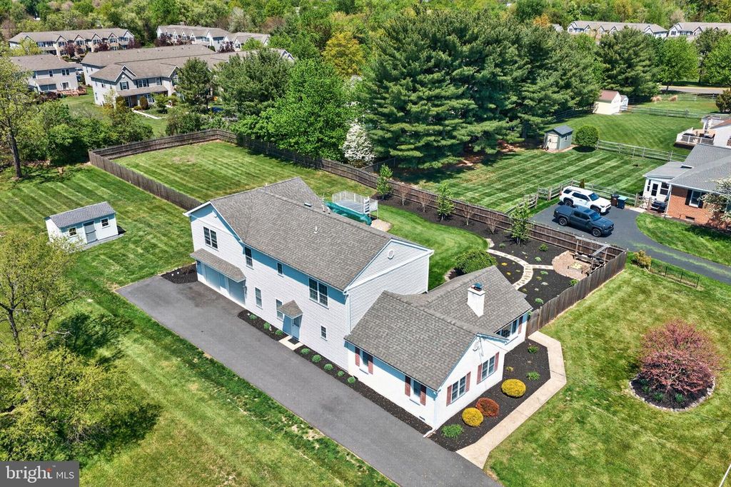 63 KUGLER RD, Royersford, PA 19468